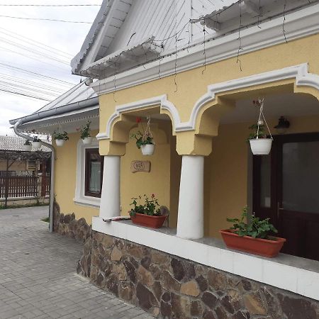 Casuta De Poveste Targu Neamt ภายนอก รูปภาพ