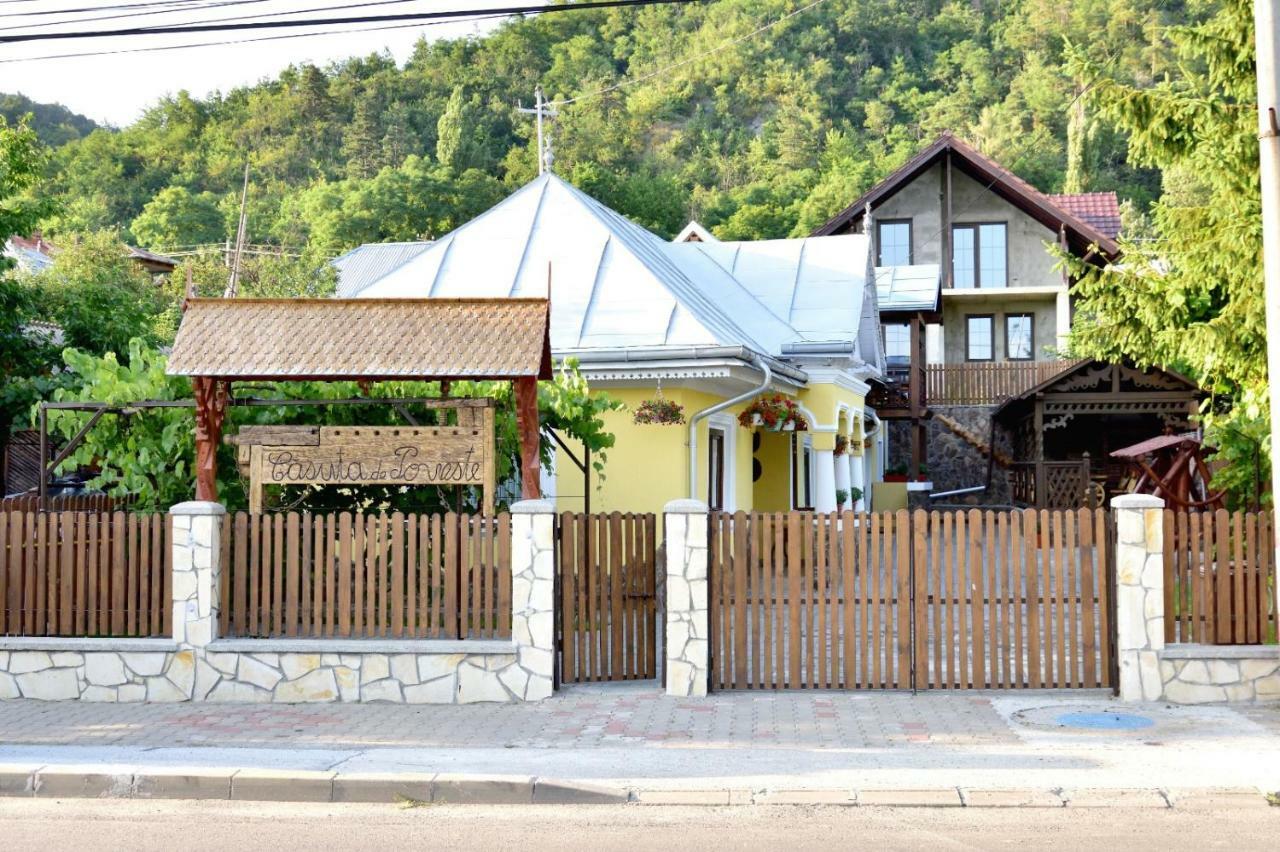 Casuta De Poveste Targu Neamt ภายนอก รูปภาพ